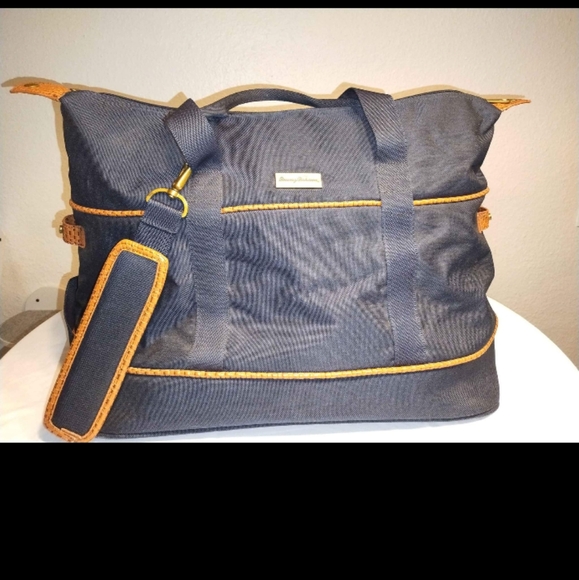 Tommy Bahama Mojito 20" Duffel Navy 13" h x 20" l x 12w Weekend/Overnite luggage - Picture 6 of 10